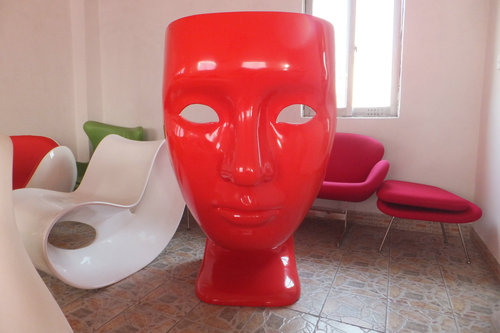深圳玻璃钢厂家定做面具椅人脸椅